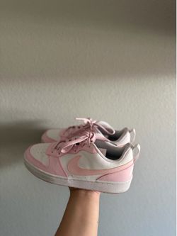 pink nike dunks