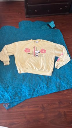 Snoopy Surf Graphic Crewneck Sweatshirt