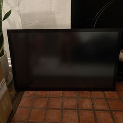 Samsung QM32R-T 32 Inch 4K UHD Commercial Display