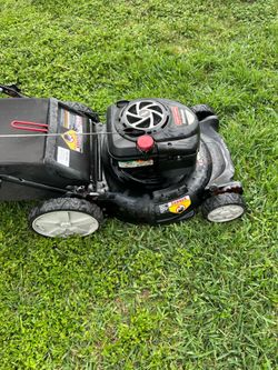 *CRAFTSMAN LAWNMOWER, WORKS GREAT!*