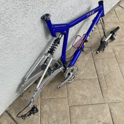 26in Pro-Flex 756 mountain bike frame $60