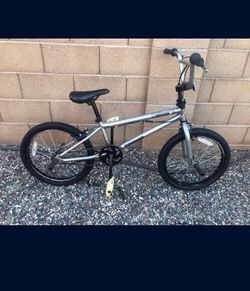 Mongoose 20 Inch Bike