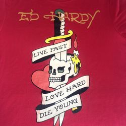 Ed Hardy “Live Fast T Shirt Size L