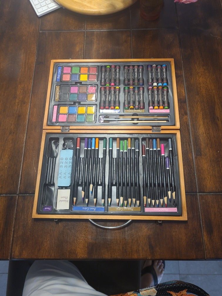 Coloring Case