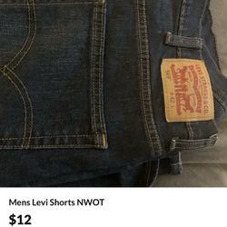 Mens Levi’s shorts Size 42