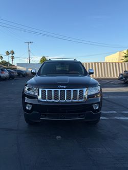 2012 jeep grand Cherokee  overland summit