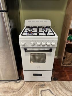 Estufa Seminueva Avanti 20”