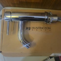 Huntington Brass Single Control Lavatory Faucet.