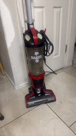 Dirt Devil vacuum carpet