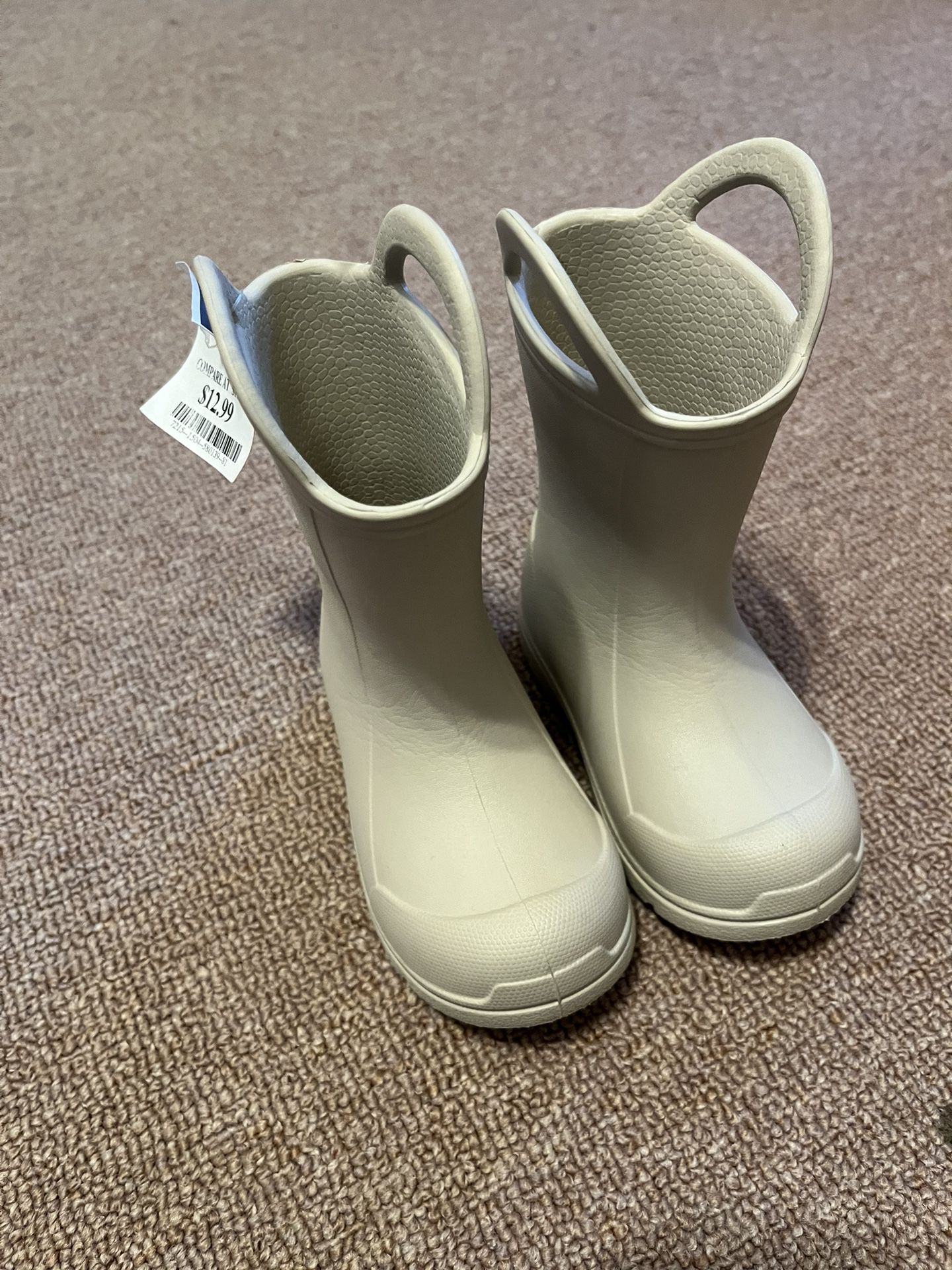 Child Rain boots Size 5 - New