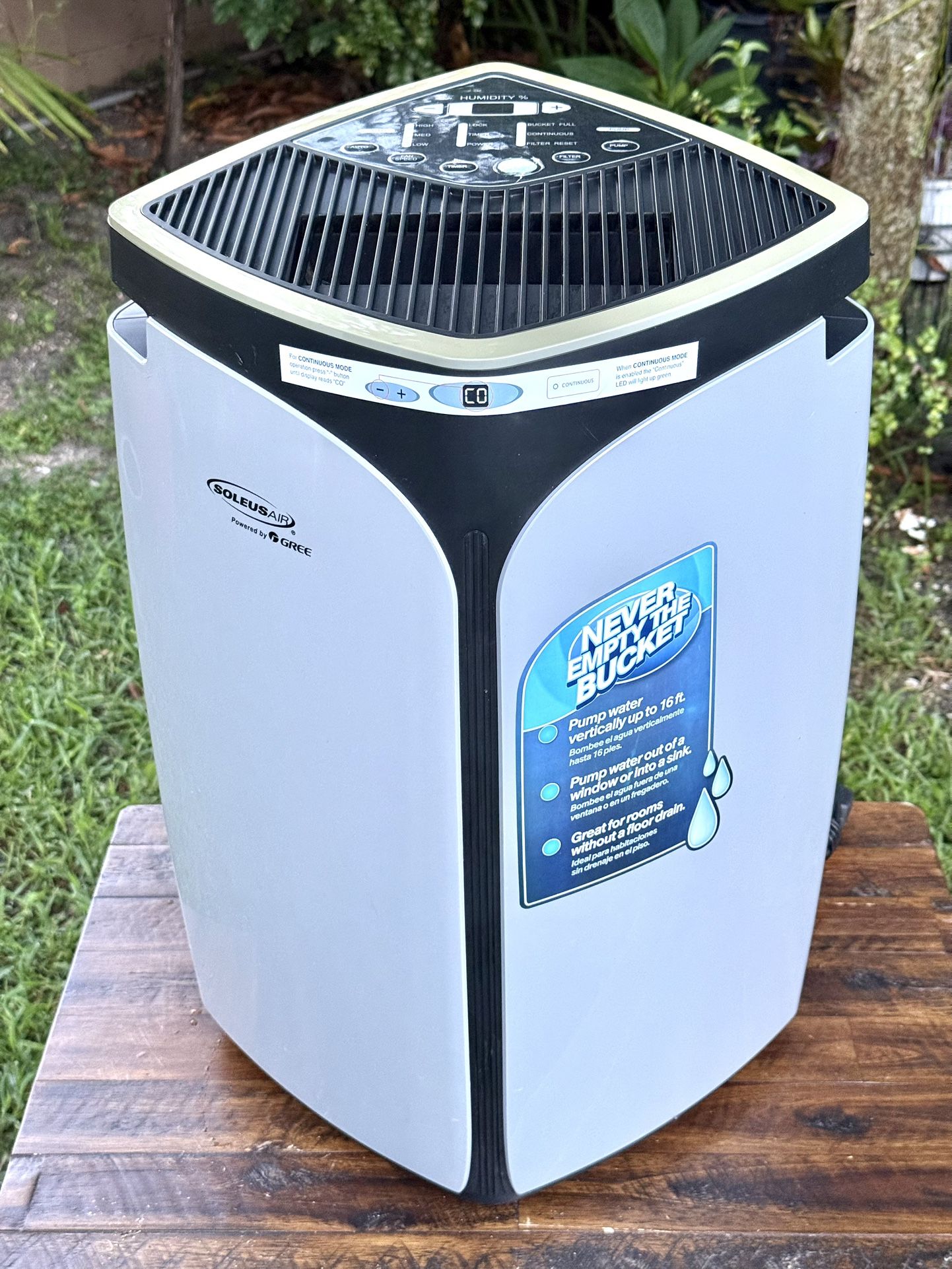 SoleusAir Dehumidifier GL-DEH-70EIP-6 – 70 Pint, 115V 60Hz, Built-In Pump