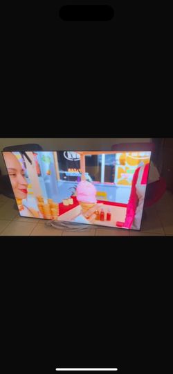 SAMSUNG 85"