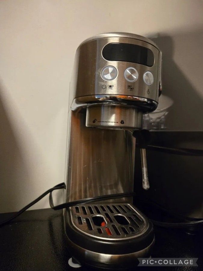 Nerevta Espresso Machine