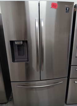 Samsung French Door Fridge – Stainless, Ice/Water, Clean