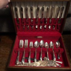 Vintage 1847 Rogers Brothers Original Silverware Set