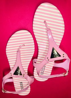 GUESS Candy Pink White Striped Patent Thong Sandals Silver Logo Summer Shoes