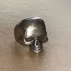 Crazy Pic Skull Ring