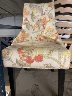 Cloth chair