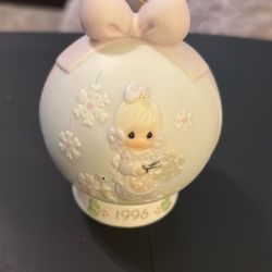 #53 Precious Moments Ornament