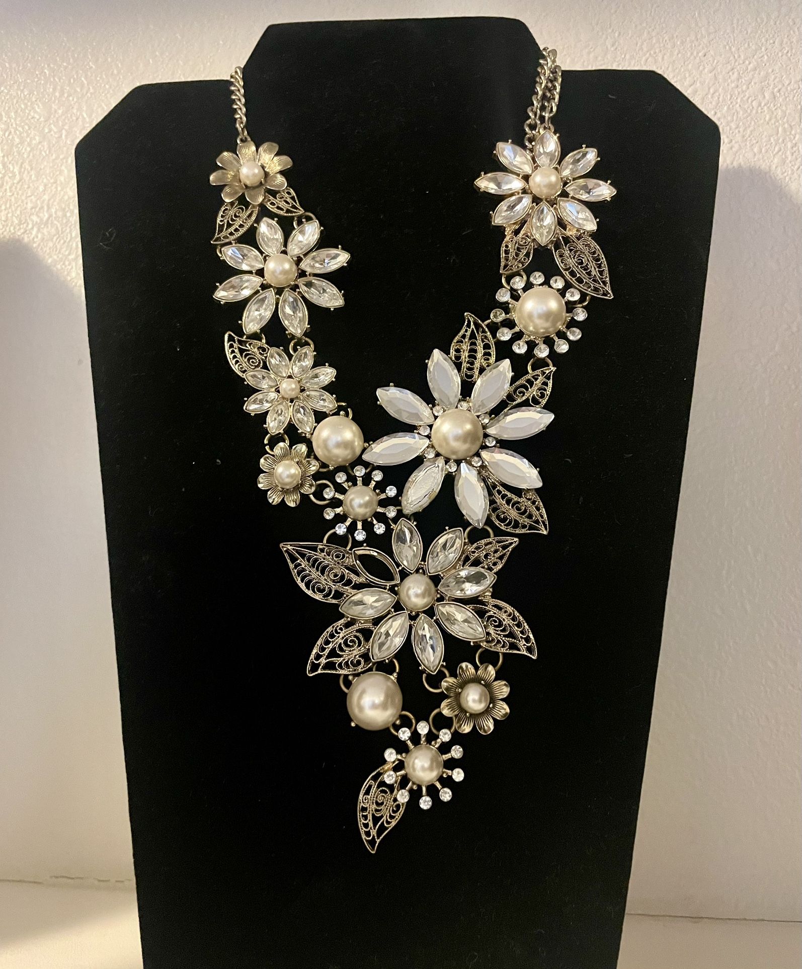Pear & Crystal Floral Necklace 