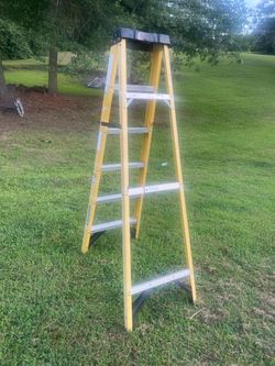 Fiberglass Step Ladder Yellow 6 ft