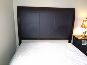 Leather bed