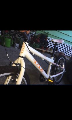 GT Kids BMX Bike White and Orange