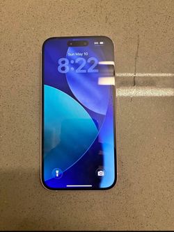 iPhone 15 Carrier locked