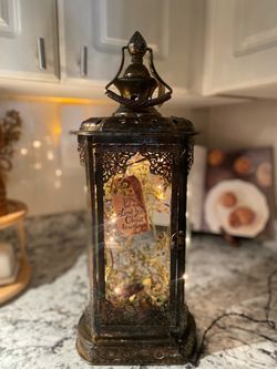 Decorative Lighted Lantern
