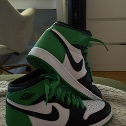 Air Jordan 1 Mid