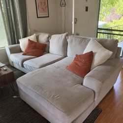Sectional Couch 