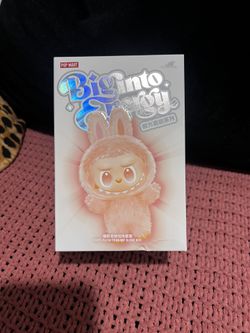 Labubu Big Into Energy 