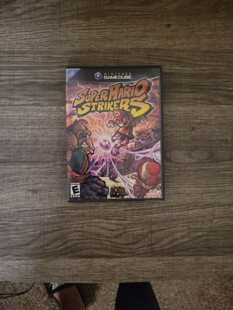 Super Mario Strikers Mint Condition CIB
