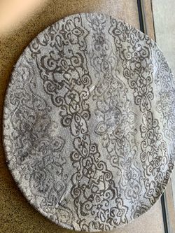Round Rug