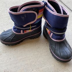 Snow Boots For Young Girls Size 11/12