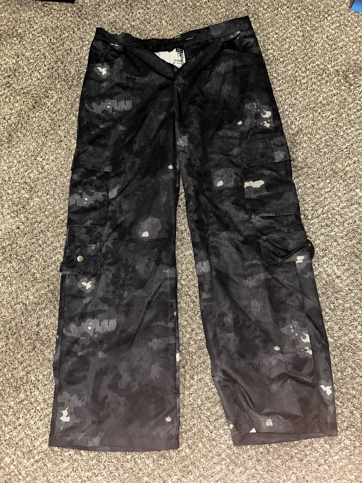 Baggy Camo Pants