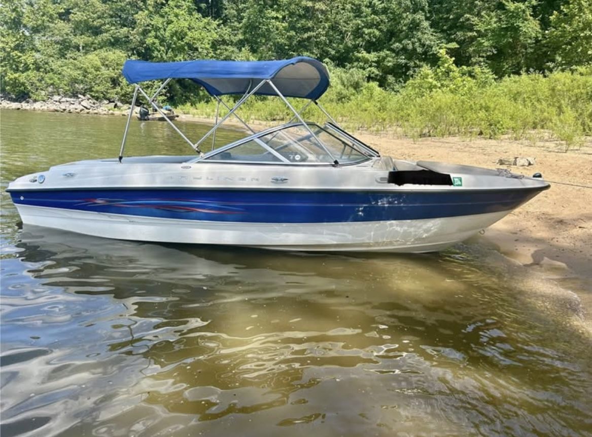 2006 Bayliner 175 with Trailer