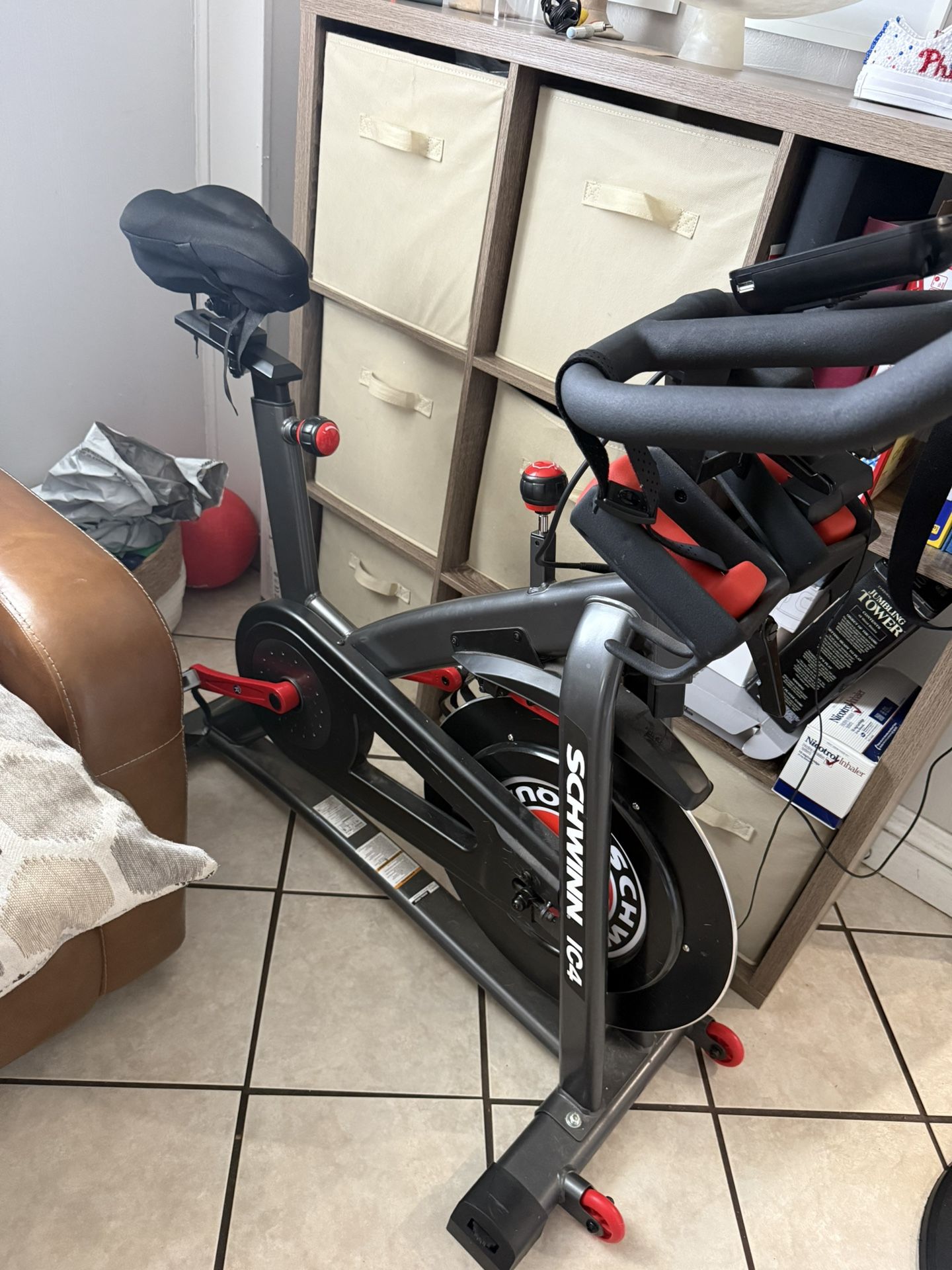 Schwinn Ic4 Bike indoor Cycling Bike