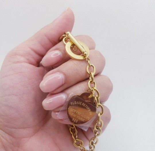 Totally Pretty Bracelet! Good Quality 