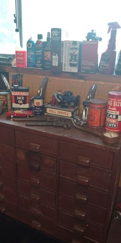 Huge vintage yard sale 9/30