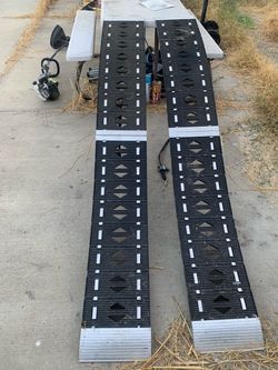 Folding Aluminum Loading Ramps Set of 2