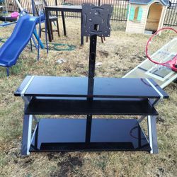 TV Stand With Mount