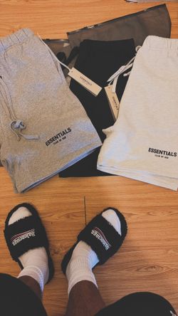 essential shorts