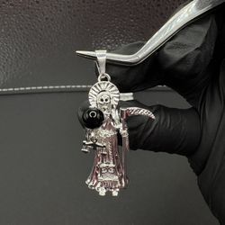 Santa Muerte Pendant Silver 