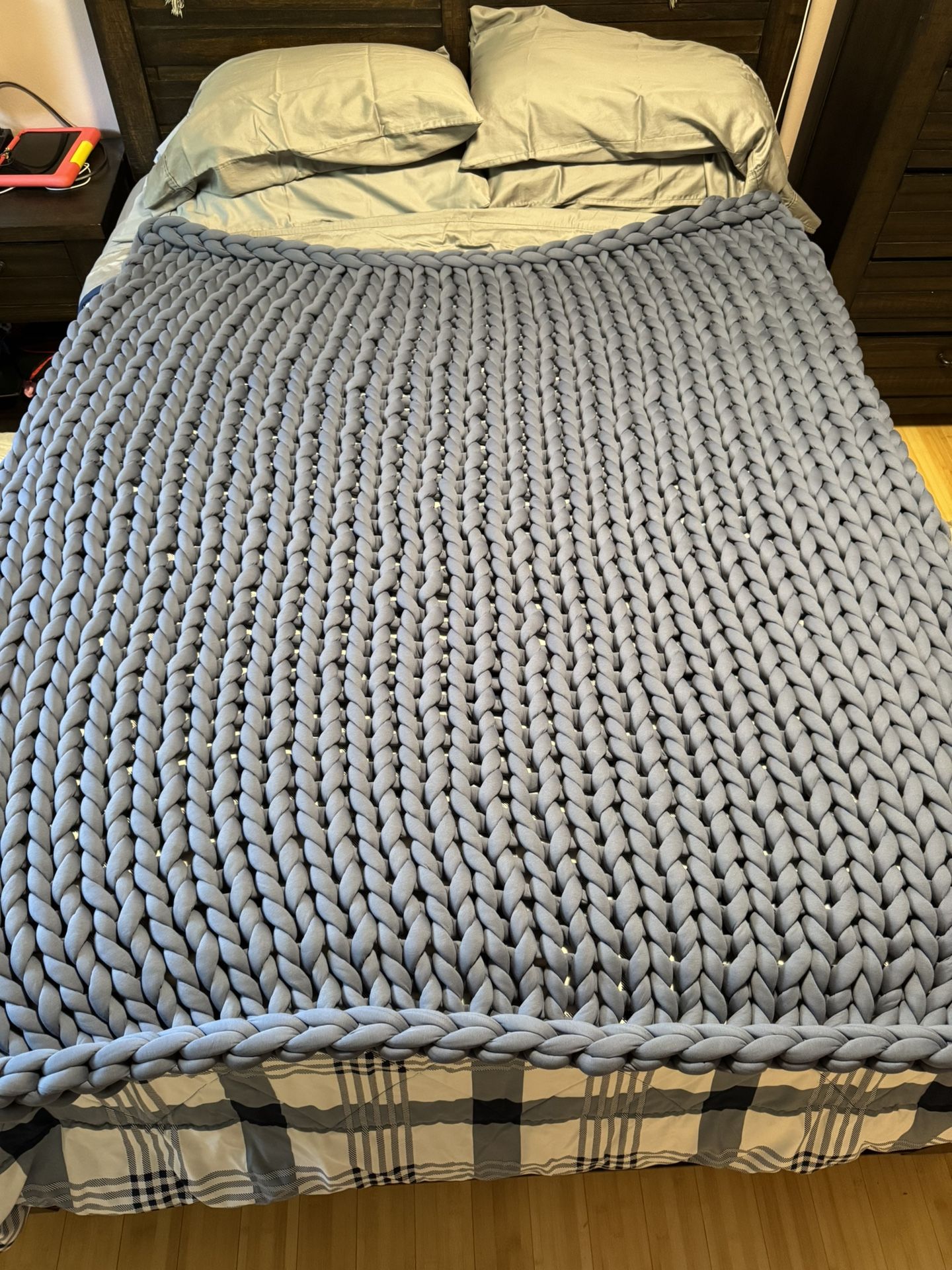 Comfrt Cuddlecloud Weighted Blanket