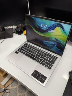 ACER Swift SFG14-73T Laptop