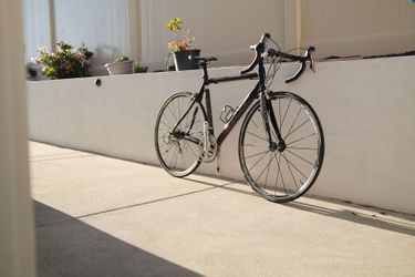 Medium (54cm) Look 555 Shimano 105 10 Speed (Carbon)