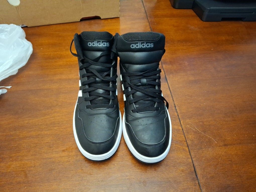 adidas Hoops 3.0 Mid Sneaker