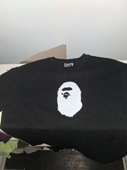 Bape tee SIZE SMALL 40$ WORN ONCE