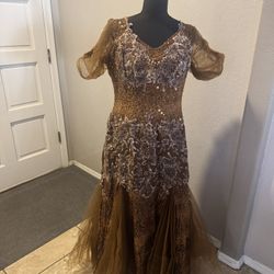 Jianini brown lace dress with sequins and beading. Size: 18 #fairycore #party #eveningwear Alterations made small size 16  Used in good condition